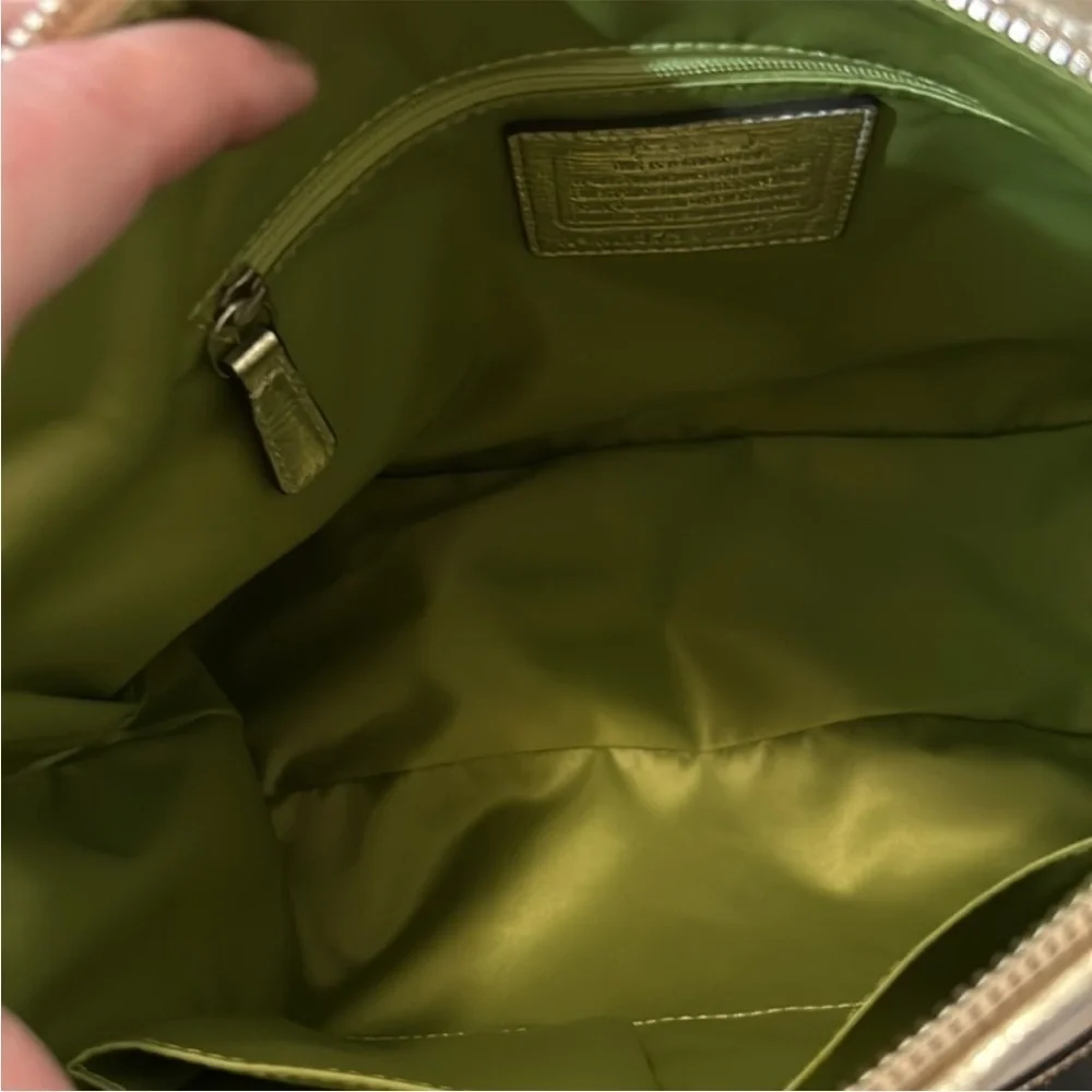 Coach Signature Optic Daisy Tattersall Convertible Duffle with Dust Bag NWOT